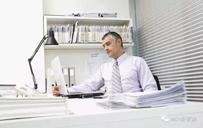 收到客戶的第一封郵件，該不該立刻報價？商務咨詢的黃金12小時